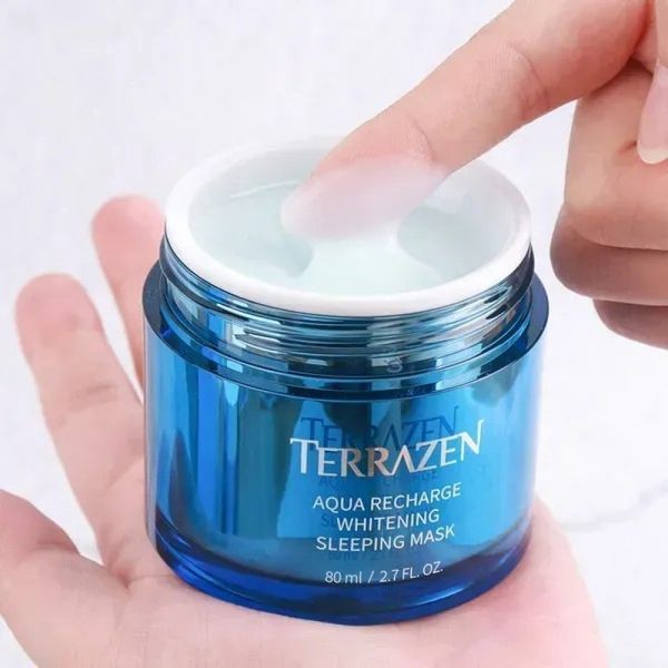 Інтенсивно зволожувальна нічна маска з відбілювальним ефектом Terrazen Aqua Recharge Whitening Sleeping Mask, 80 мл 000000451 фото