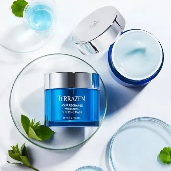 Інтенсивно зволожувальна нічна маска з відбілювальним ефектом Terrazen Aqua Recharge Whitening Sleeping Mask, 80 мл 000000451 фото