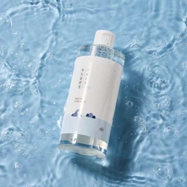Міцелярна очищувальна вода для шкіри обличчя ROUND LAB 1025 Dokdo Cleansing Water 400 ml 0000219 фото