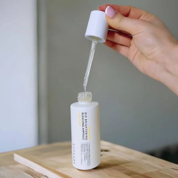 Інтенсивна концентрована ампула для боротьби з пігментацією USOLAB Bio Brightening Bleaching Ampoule - 50 мл 0000226 фото