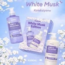 Набір засобів по догляду за волоссям Kundal Gift Edition White Musk Set Shampoo+Treatment 500ml 779832 фото